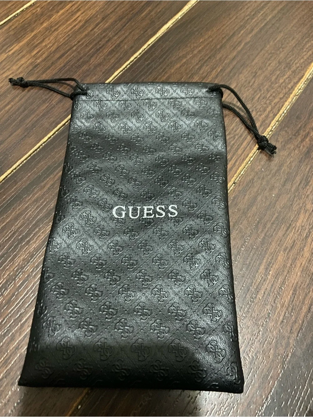 GUESS Glasses Case Sunglasses Case Logo Black Soft Bag NEW